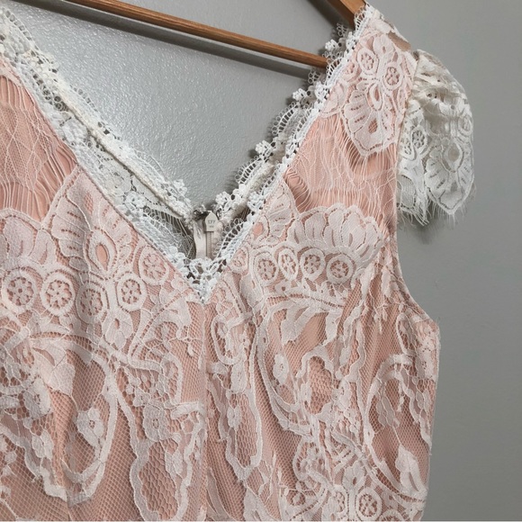 Soieblu White Nude Lace Overlay Dress - Picture 2 of 6